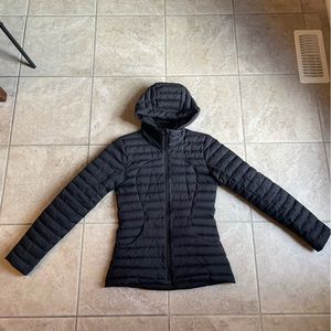 Lululemon Pack it down coat